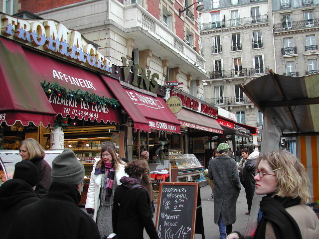 Place Maubert shops 2